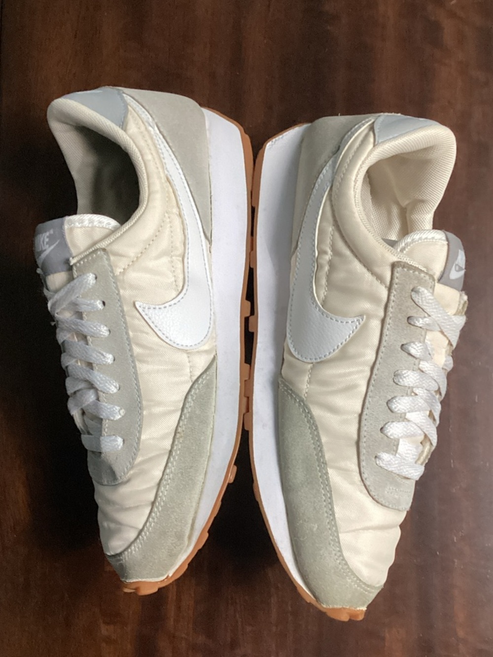 Nike Daybreak Pale Ivory Gray Women Retro Runner Sneakers Size 8 - Picture 2 of 6